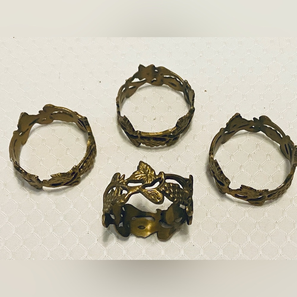 Grapevine Solid Brass Napkin Rings (4) Natural Patina